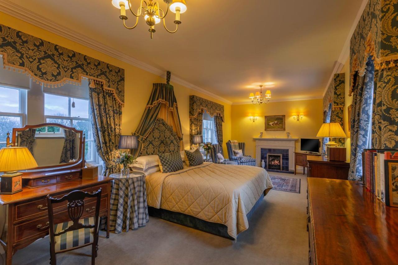 Glenapp Castle Hotell Ballantrae Exteriör bild